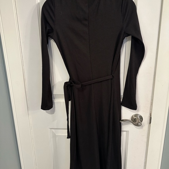 NWT black H&M wrap dress size S - Picture 3 of 3